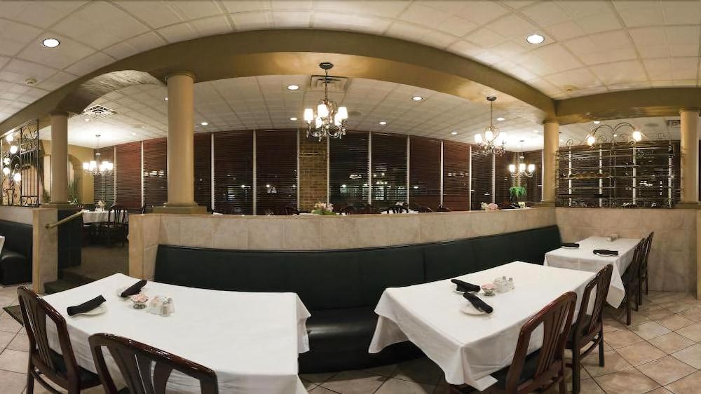 Cleveland-mayfield By Ihg Hotel 2*