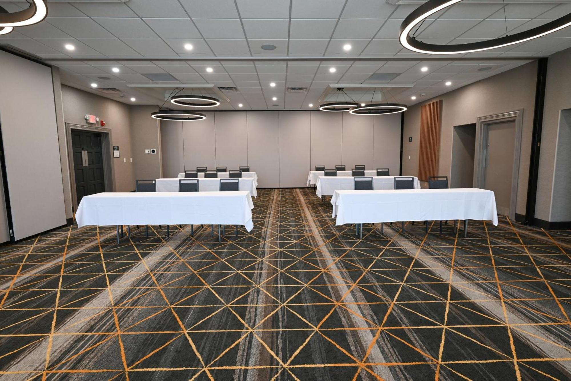 Cleveland-mayfield By Ihg Hotel