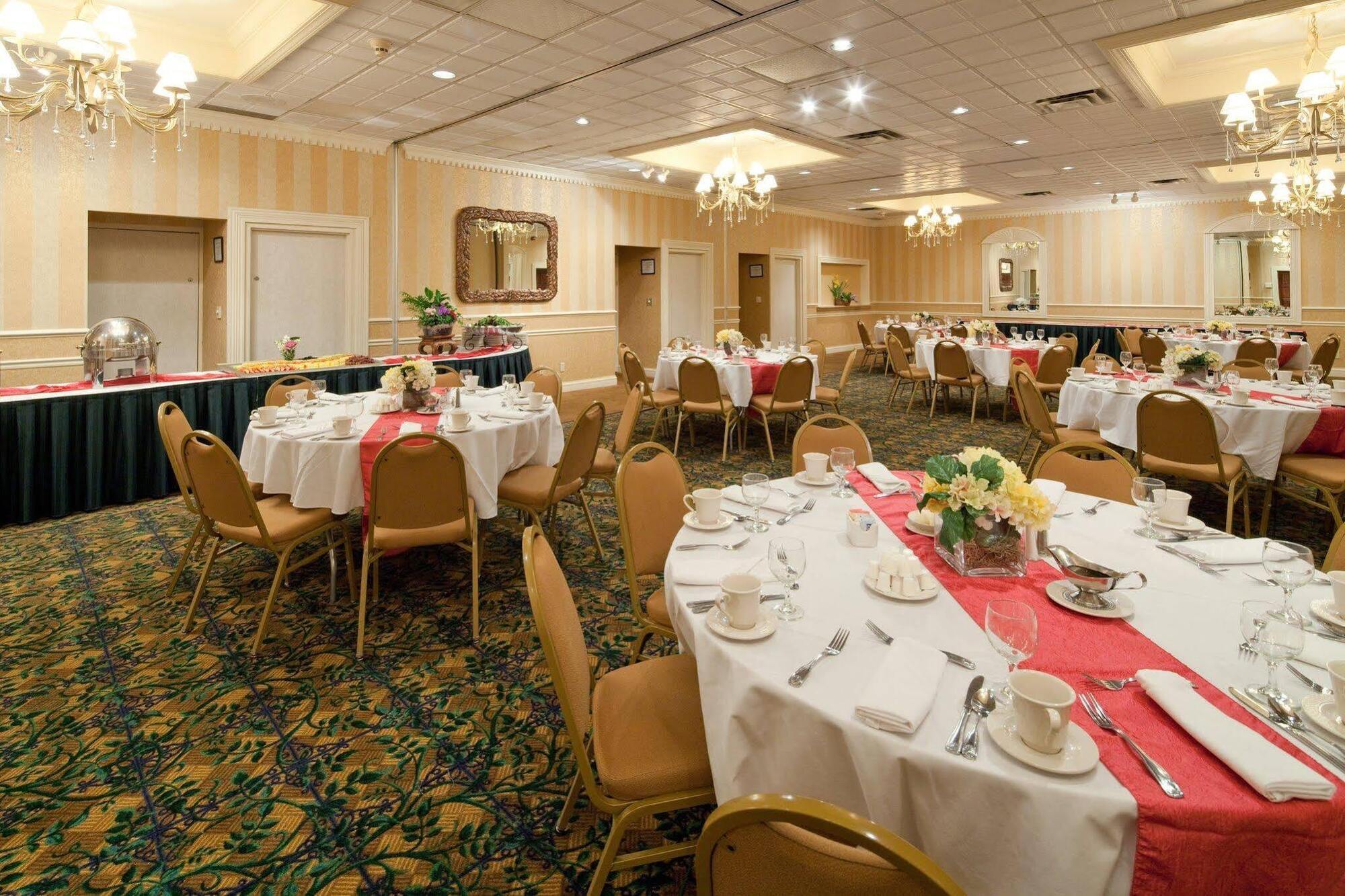Cleveland-mayfield By Ihg Hotel 2*